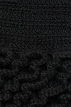 Cargar imagen en el visor de la galería, SET MARIA CUELLO Y MITONES NEGRO - GiBlack Knits
